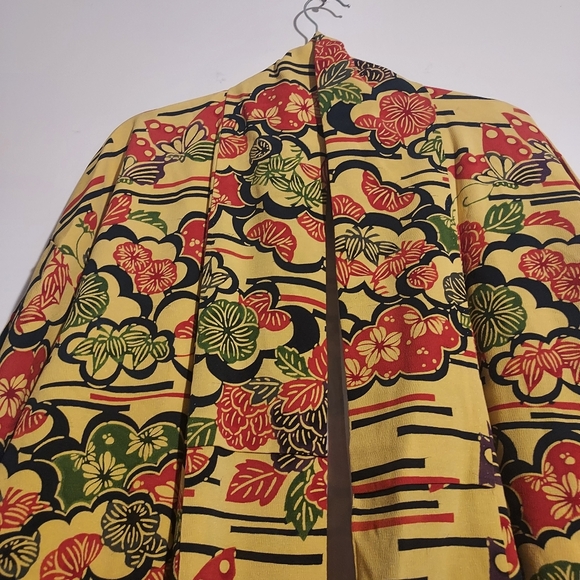 HoSt pIcK - Japanese silk Kimono w/ surreal mod ~ mid century floral pattern - Picture 12 of 16